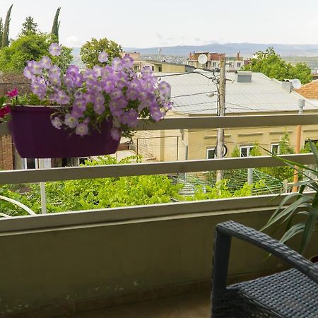 4Bd Appartaments With Cozy Garden Tiflis Exterior foto